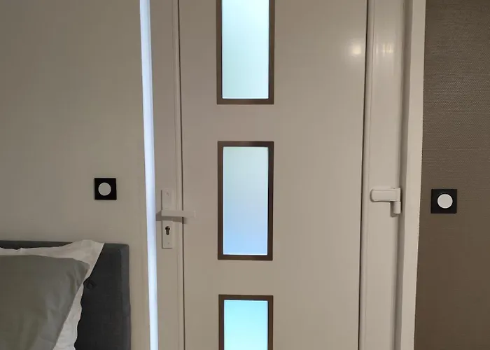 Indépendant * Louvres